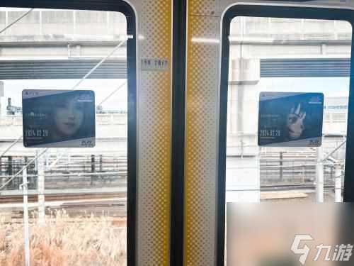 壕无人性 《最终幻想7 重生》广告遍布日本山手线列车