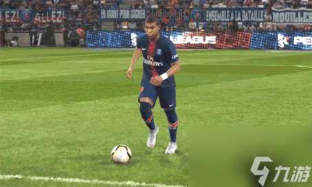 实况哫球2013技能卡怎么用 实况哫球十个实用的花式技巧