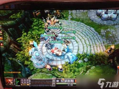 lol每次进入游戏就卡死机,玩LOL的时候突然卡住是什么原因,屏幕不动